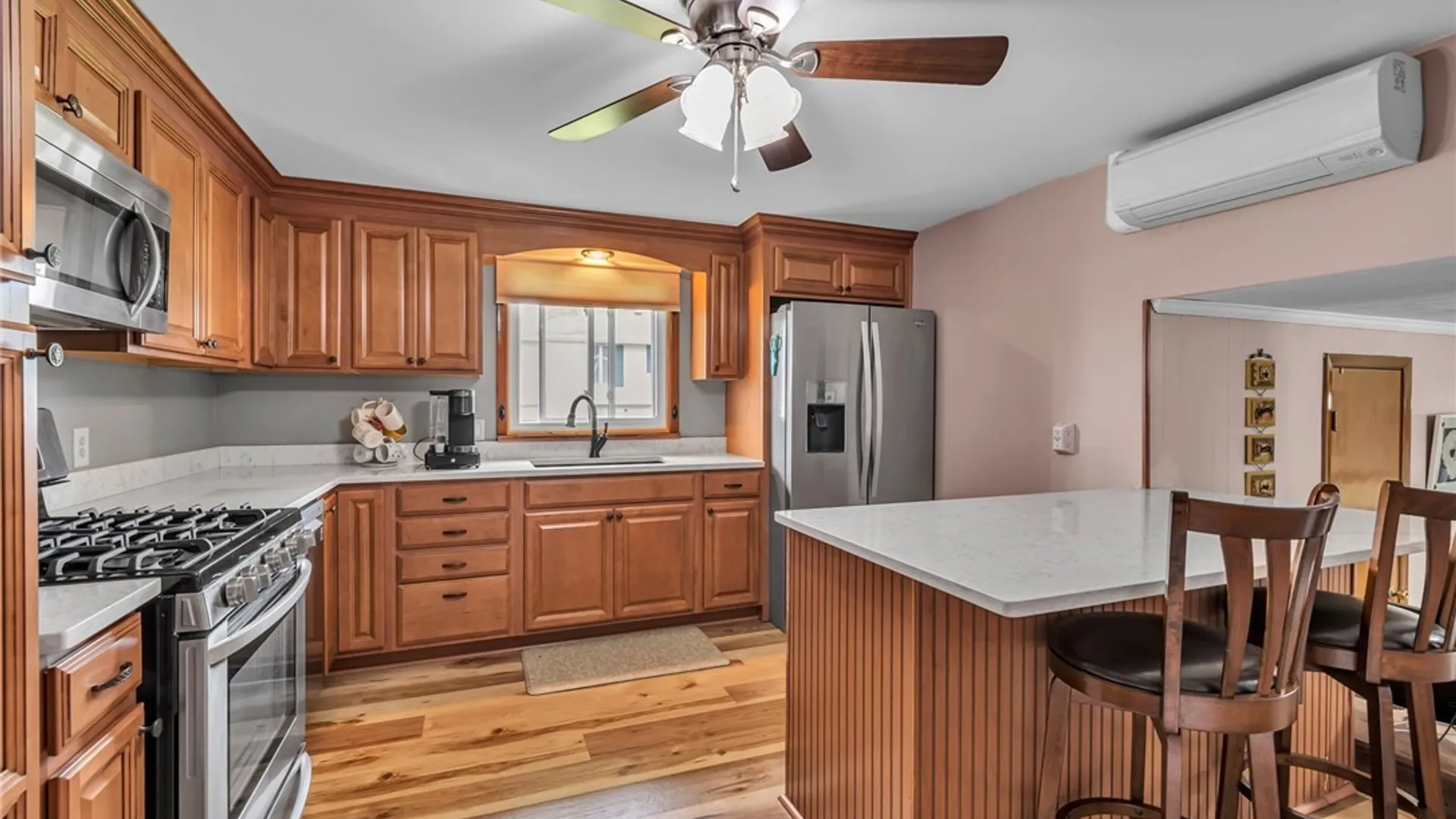 Property at 15 Willow Drive, West Seneca, NY 14224 16