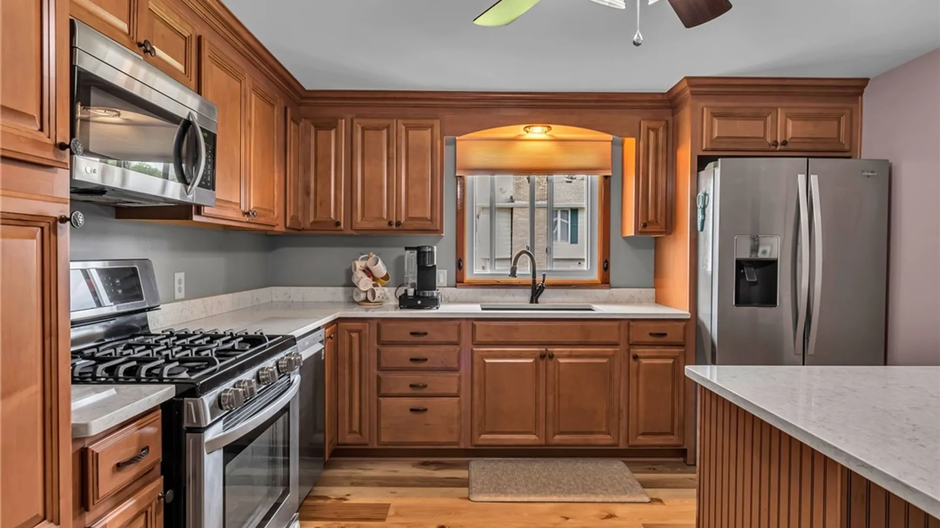 Property at 15 Willow Drive, West Seneca, NY 14224 17