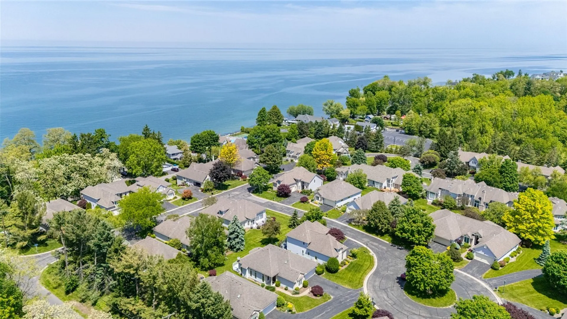 Property at 107 Cuddy Court, Webster, NY 14580 42