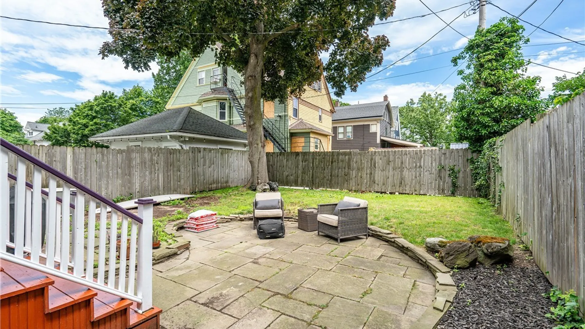 Property at 61 W Oakwood Place, Buffalo, NY 14214 34
