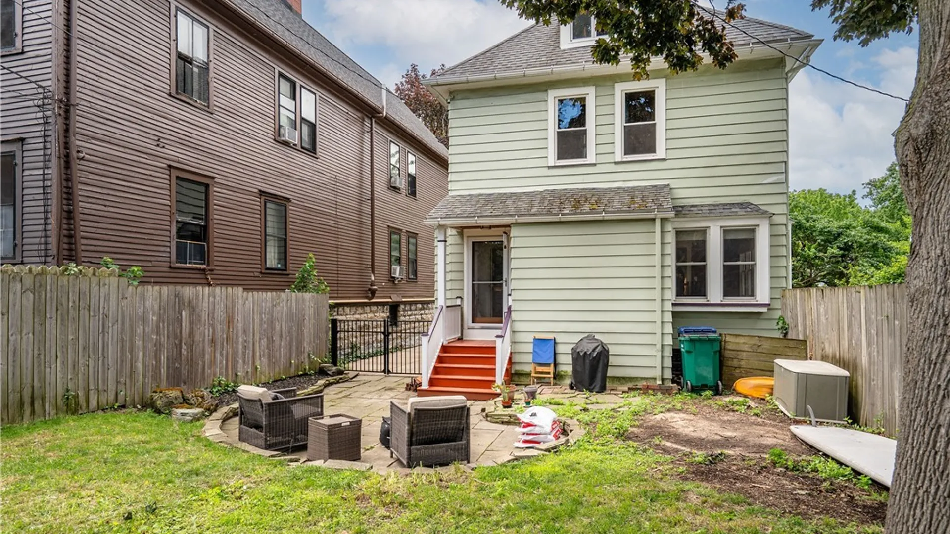Property at 61 W Oakwood Place, Buffalo, NY 14214 36