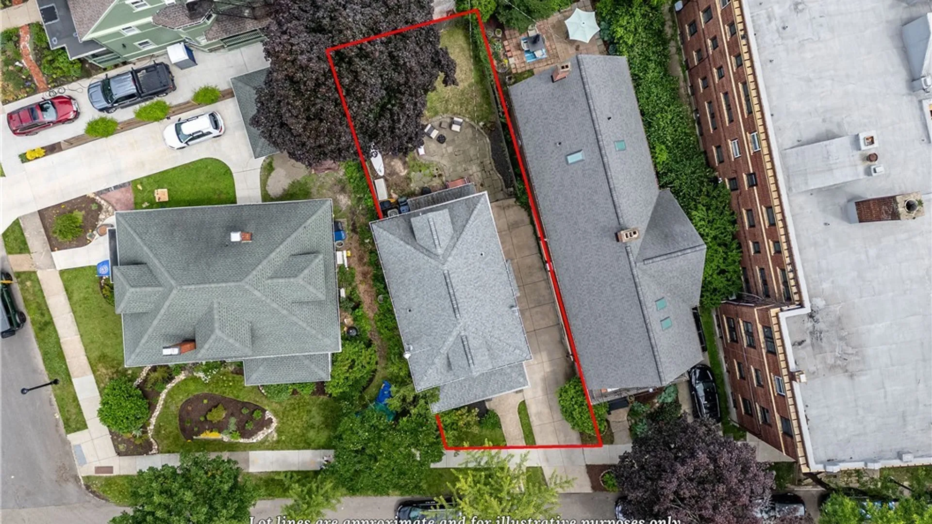 Property at 61 W Oakwood Place, Buffalo, NY 14214 37