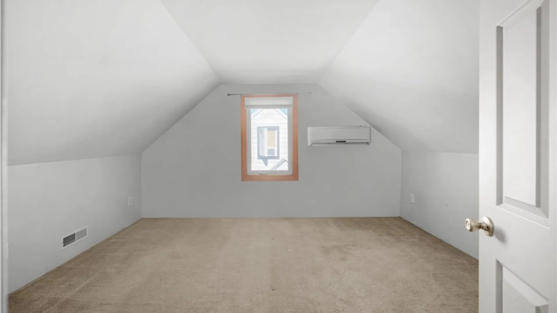 Property at 234 Chapel Avenue, Cheektowaga, NY 14225 20