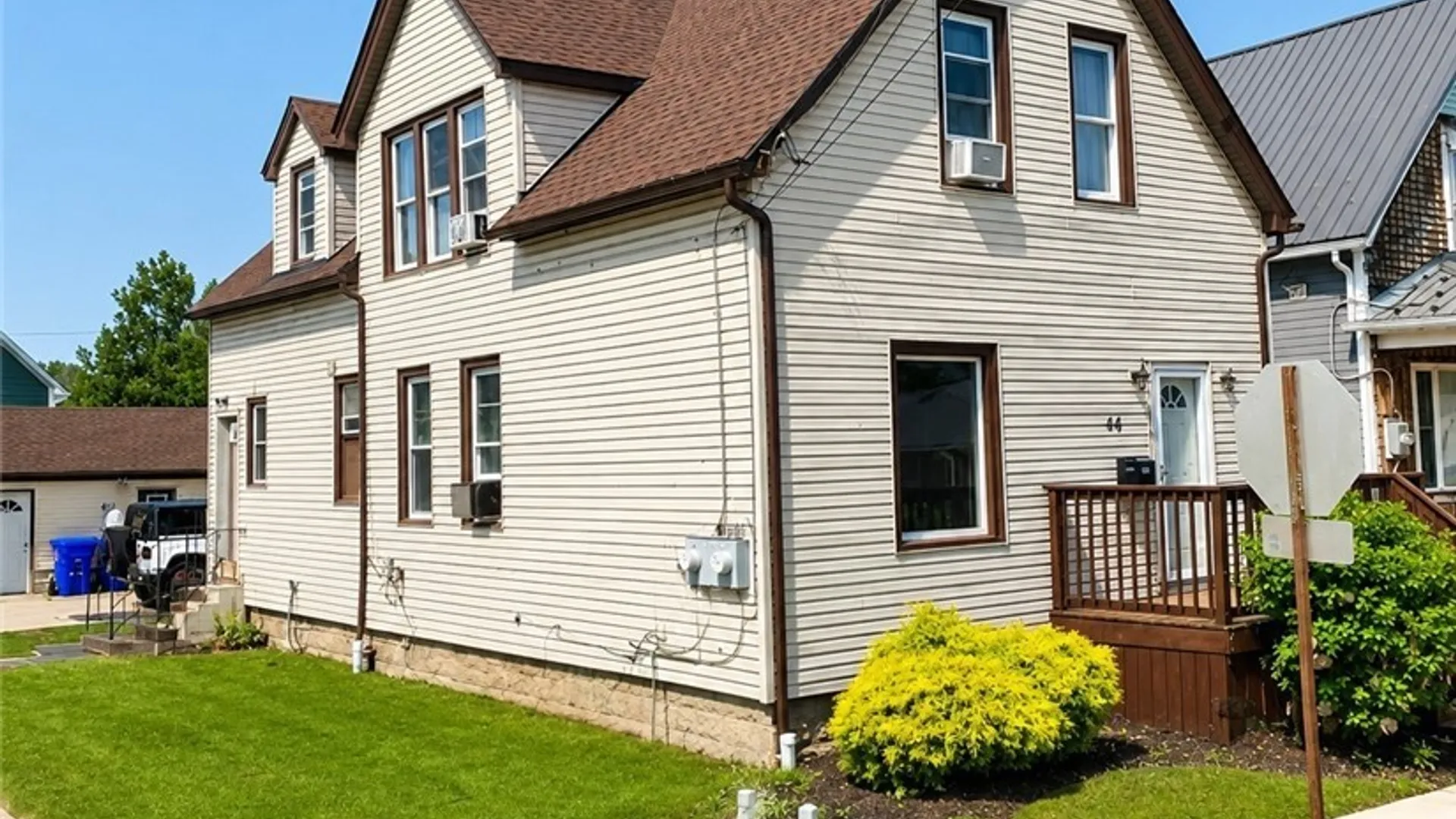 Property at 85 Klas Avenue, West Seneca, NY 14224 2