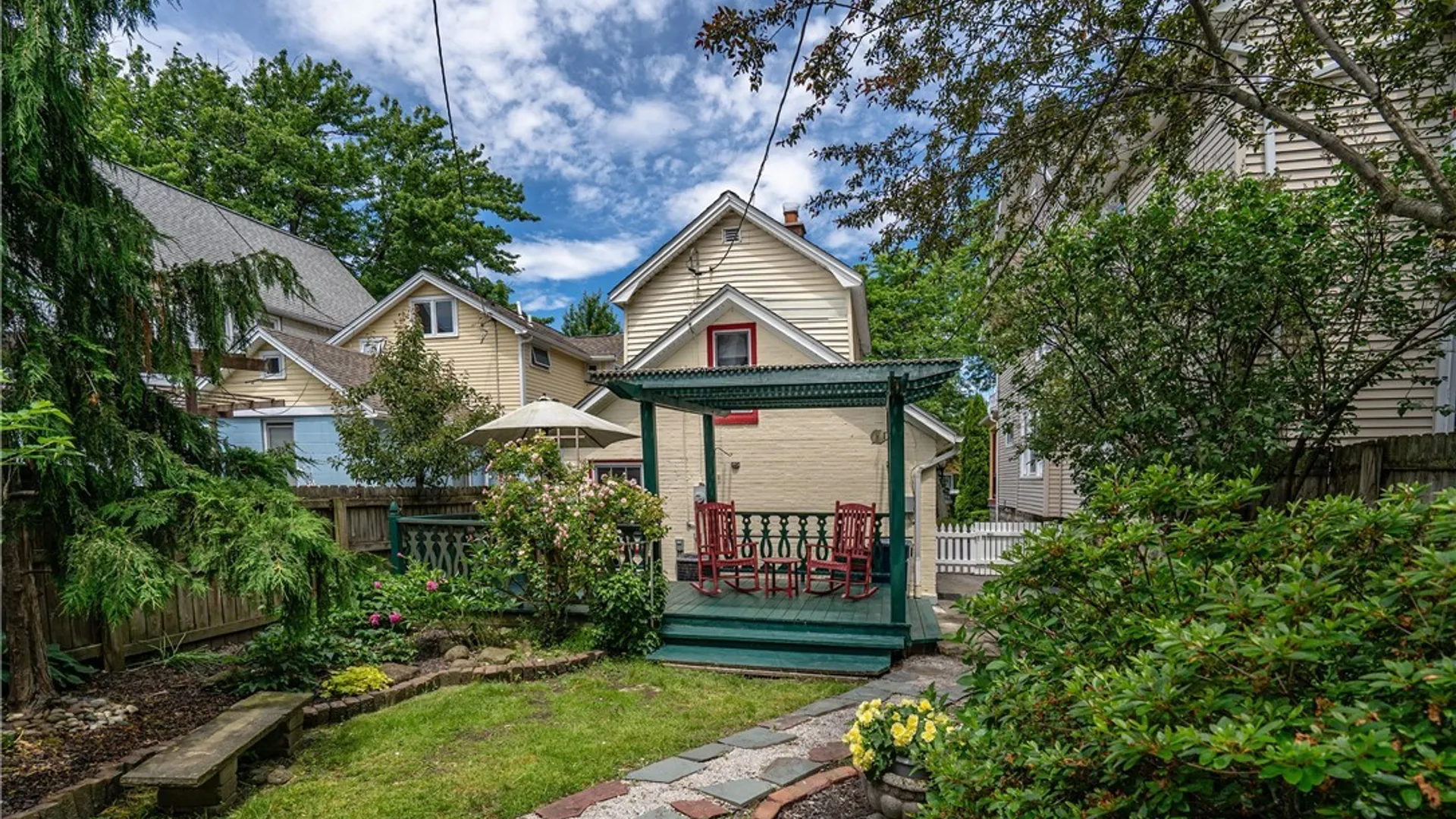 Property at 380 Summer Street, Buffalo, NY 14213 36