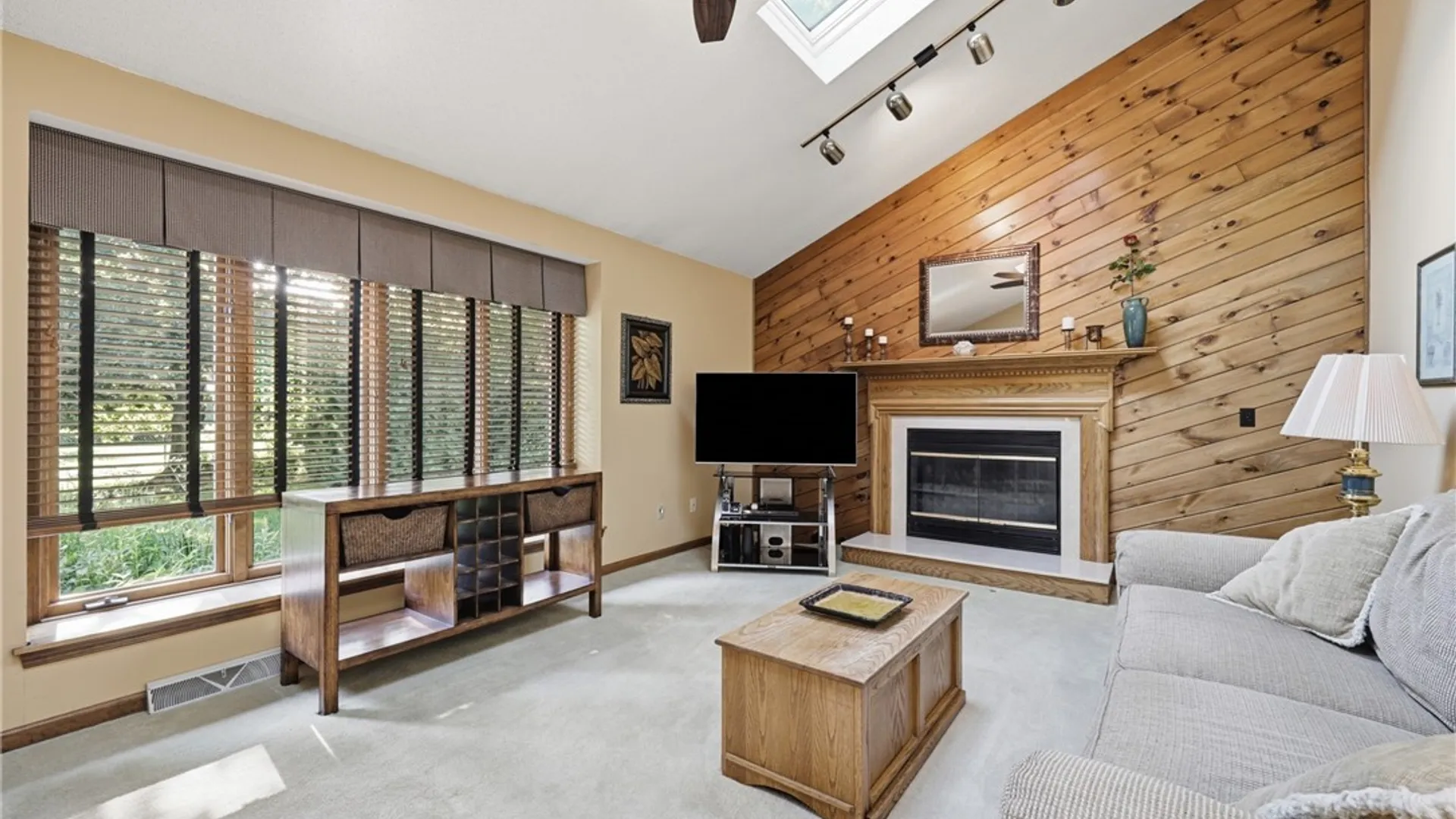 Property at 8 Sable Run, Amherst, NY 14051 9