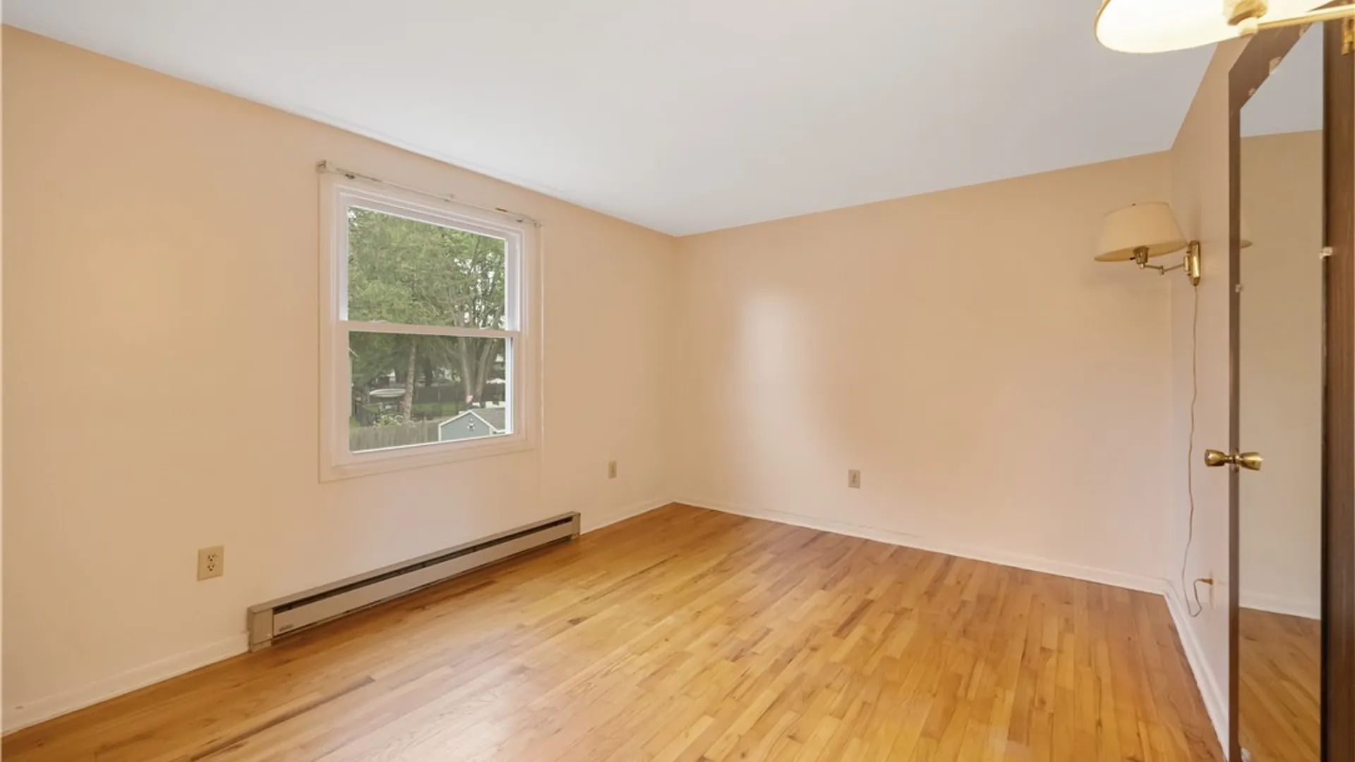 Property at 104 Roundmill Lane, Manlius, NY 13116 14
