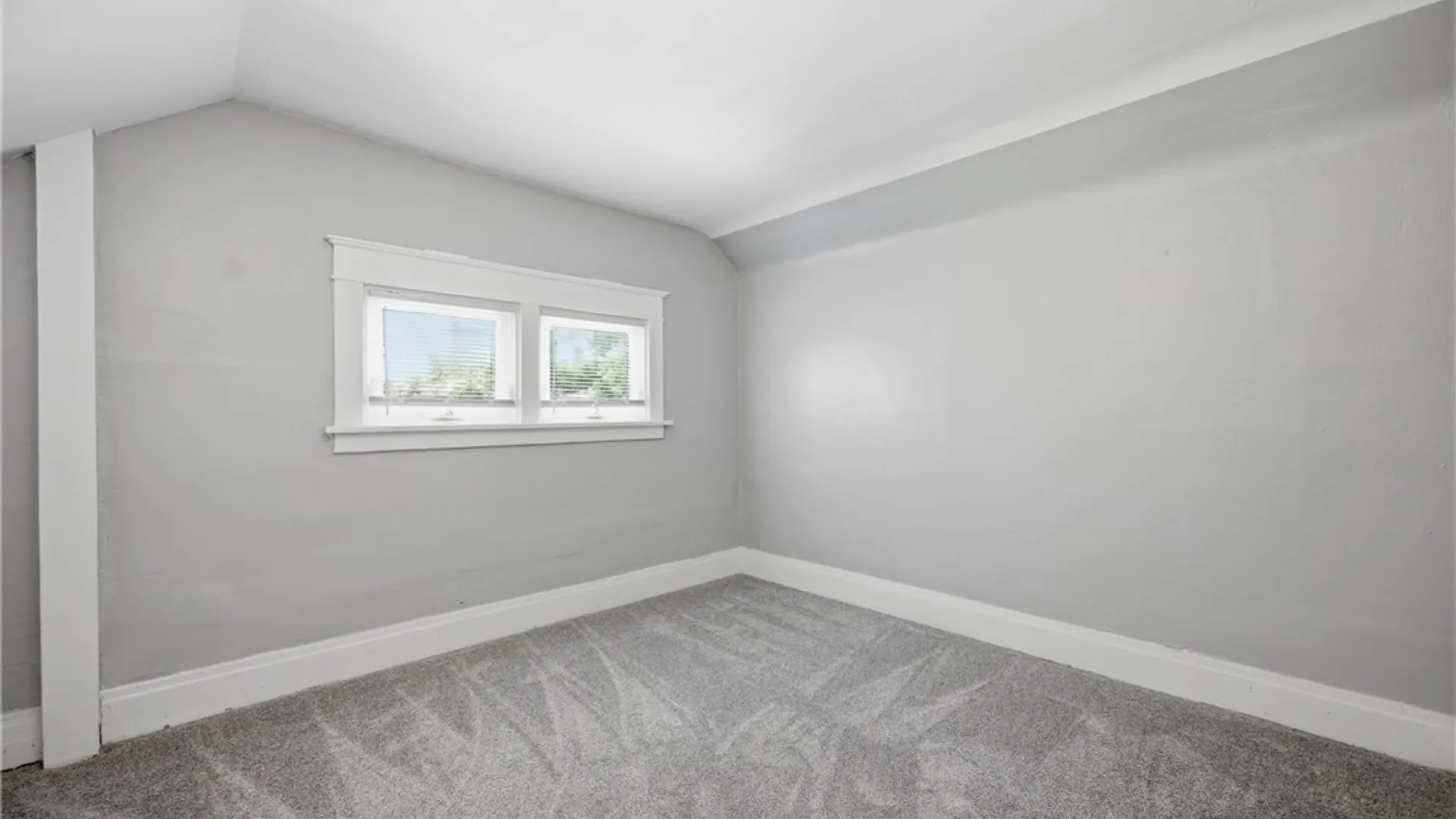 Property at 216 Sanders Road, Buffalo, NY 14216 21