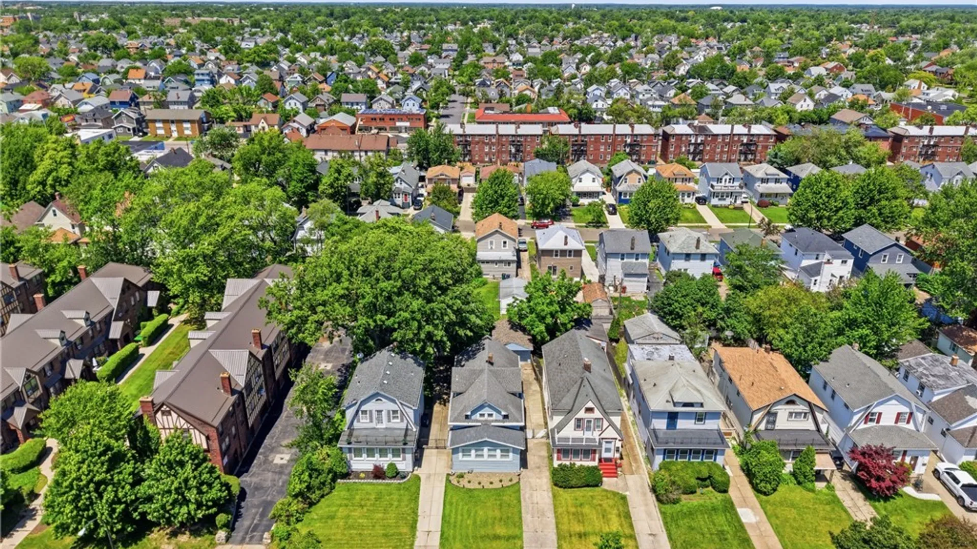 Property at 216 Sanders Road, Buffalo, NY 14216 33