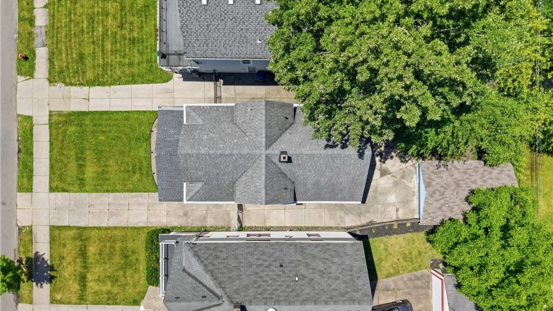 Property at 216 Sanders Road, Buffalo, NY 14216 34