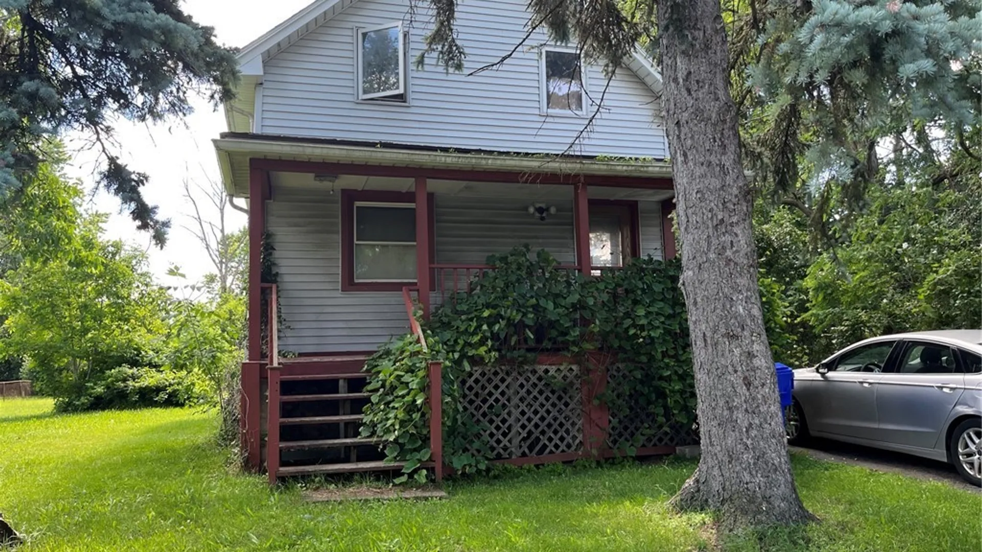 Property at 46 Evelyn Street, Gates, NY 14606 3