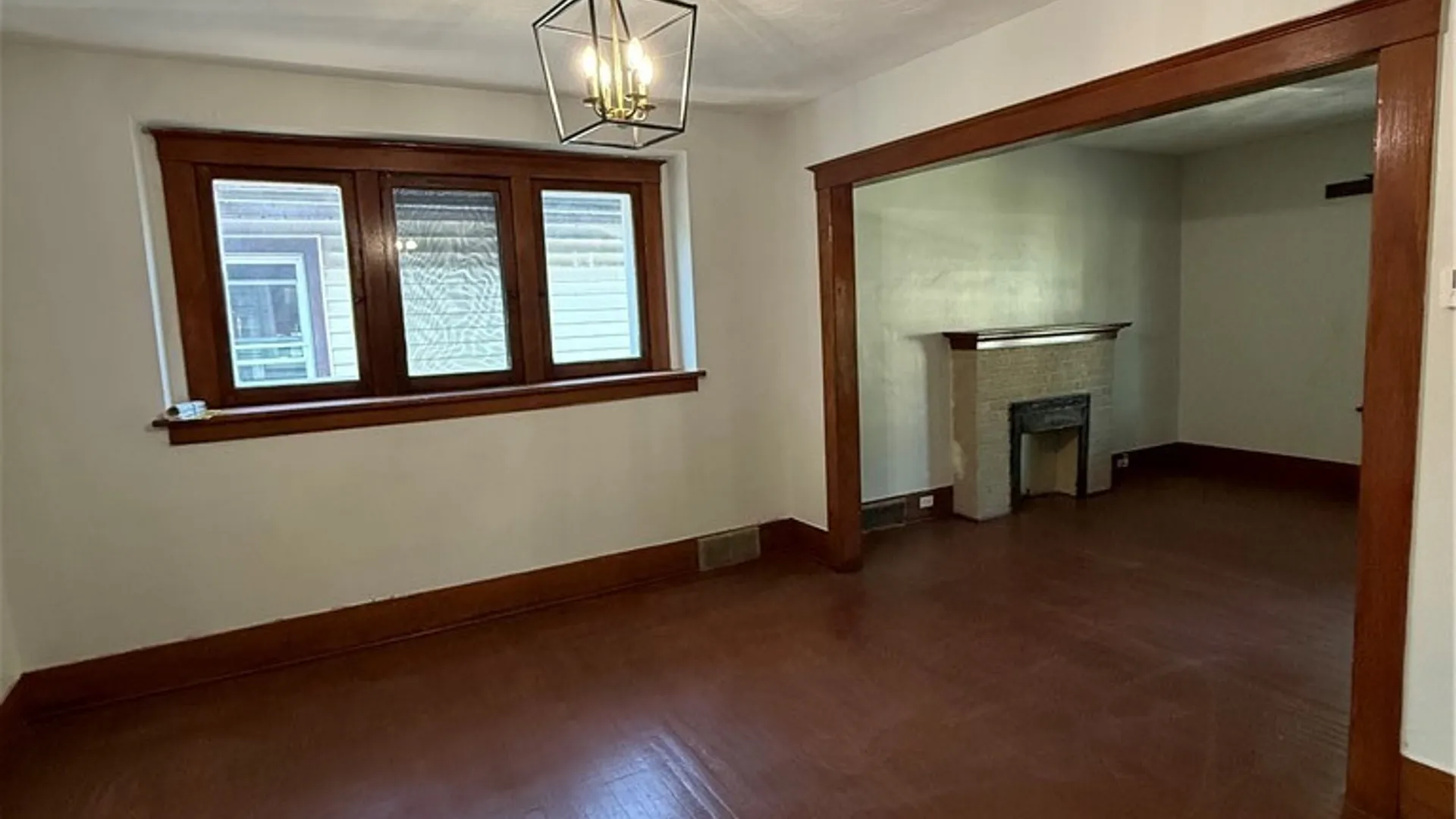 Property at 301 Crestwood Avenue, Buffalo, NY 14216 3