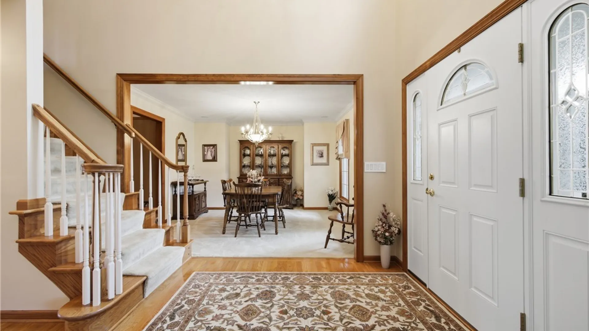 Property at 6981 Pintail Court, Wheatfield, NY 14120 5