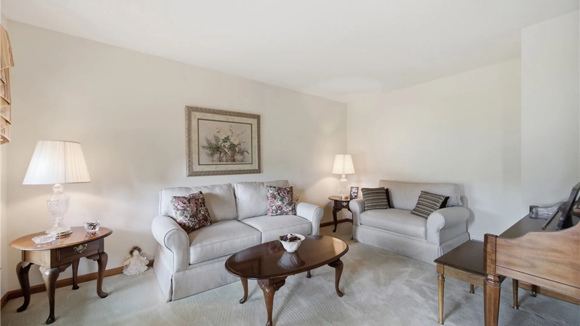 Property at 6981 Pintail Court, Wheatfield, NY 14120 8