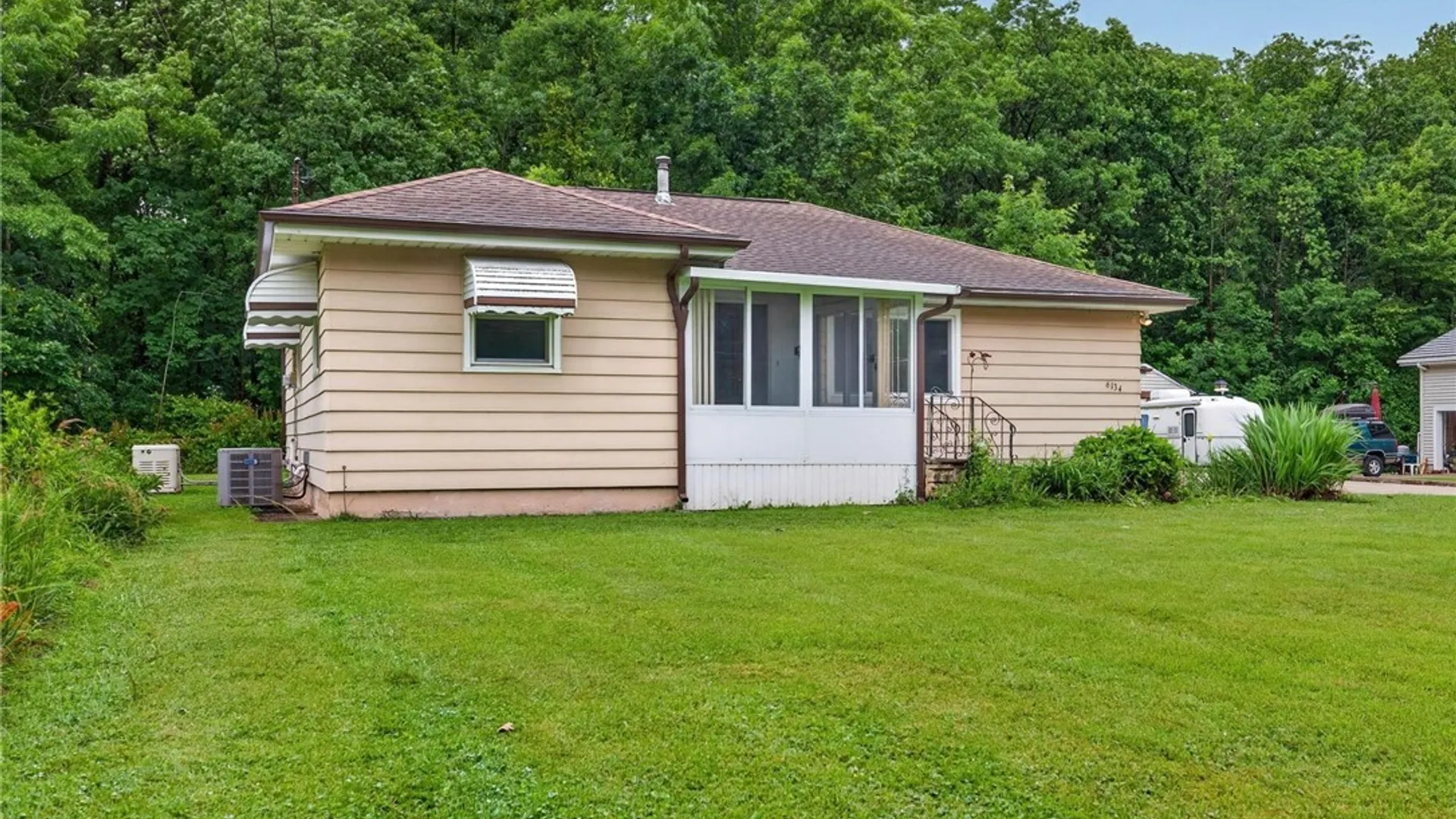 Property at 6134 Dover Road, Hamburg, NY 14085 3