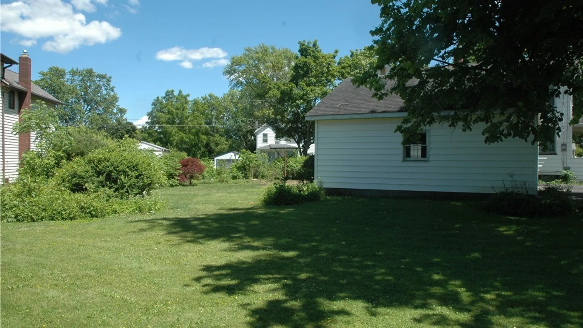 Property at 427 S Jackson Street, Batavia City, NY 14020 5