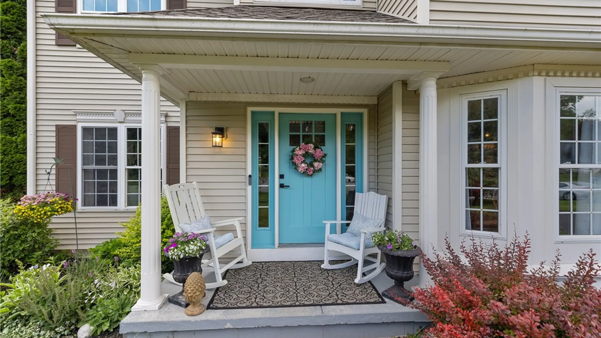 Property at 3 Brimfield Circle, Perinton, NY 14450 3