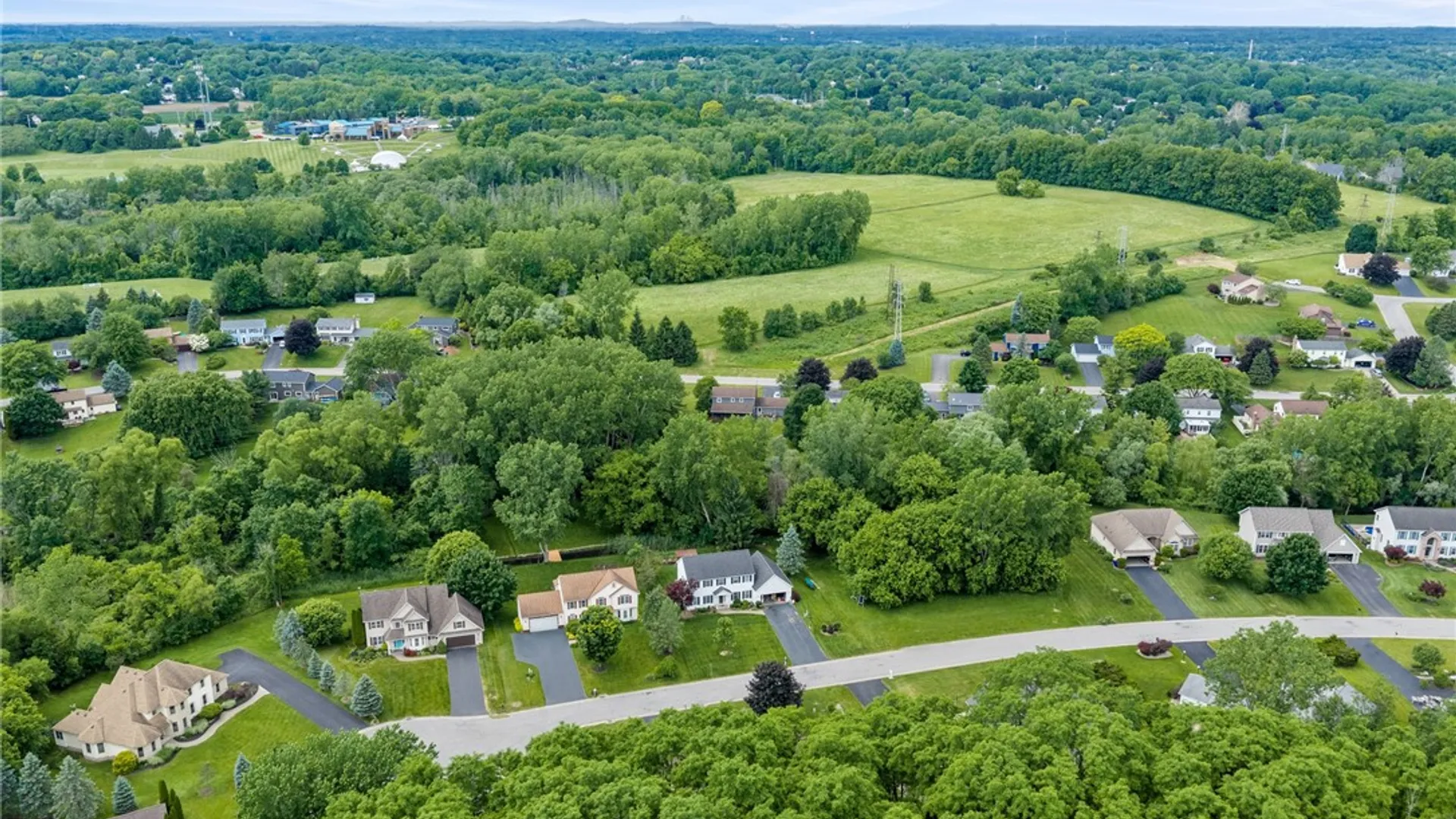 Property at 3 Brimfield Circle, Perinton, NY 14450 50