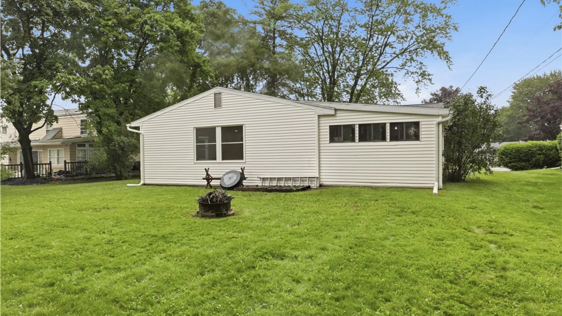 Property at 23 Cross Gates Rd, Gates, NY 14606 19