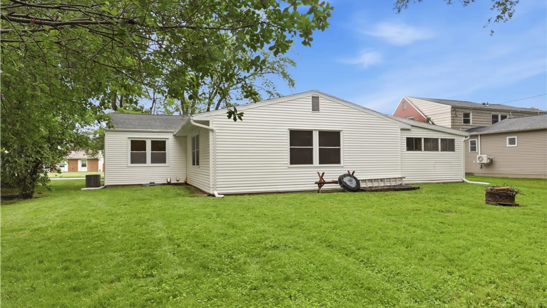 Property at 23 Cross Gates Rd, Gates, NY 14606 20