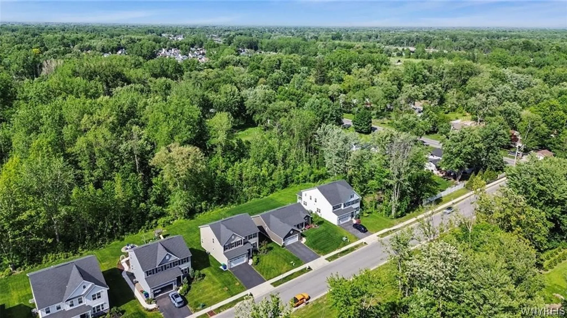Property at 38 Sierra Drive, Amherst, NY 14228 47