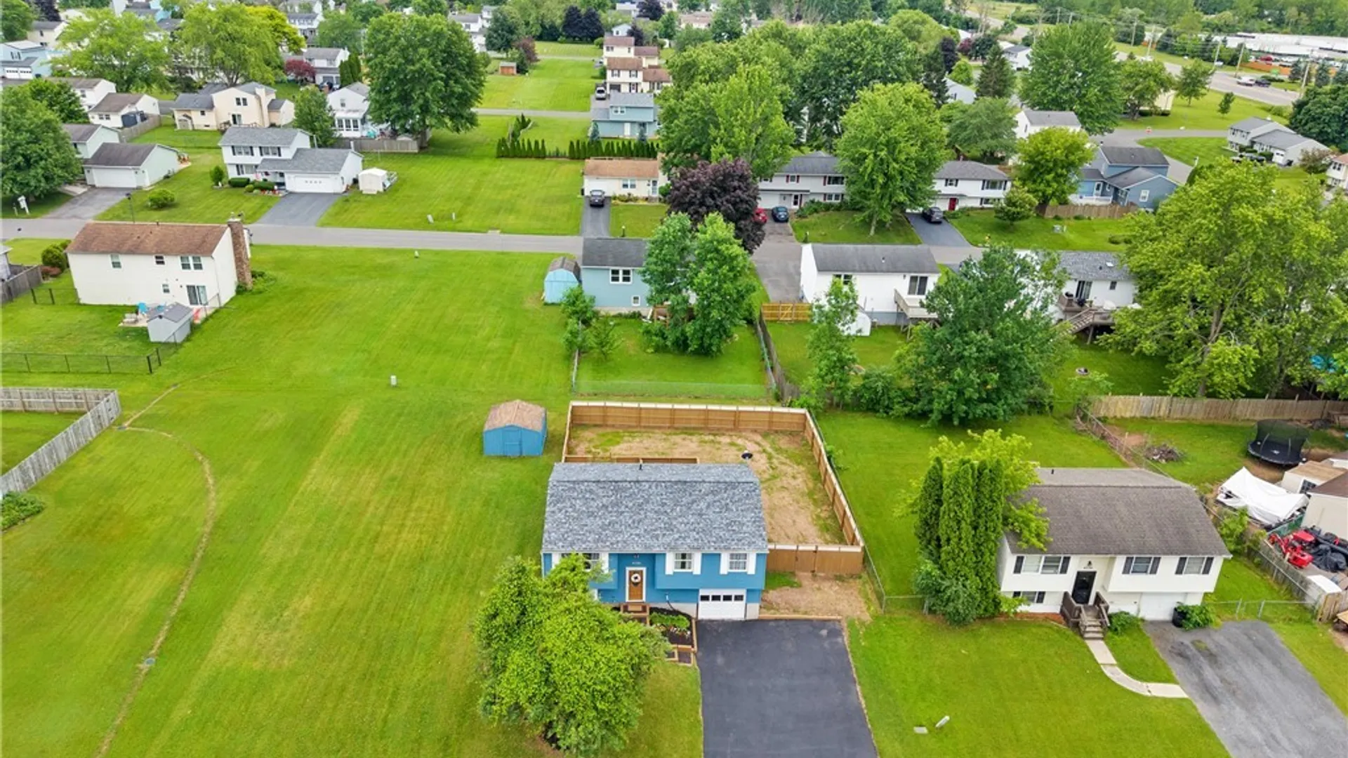 Property at 4750 New Hope, Clay, NY 13090 36