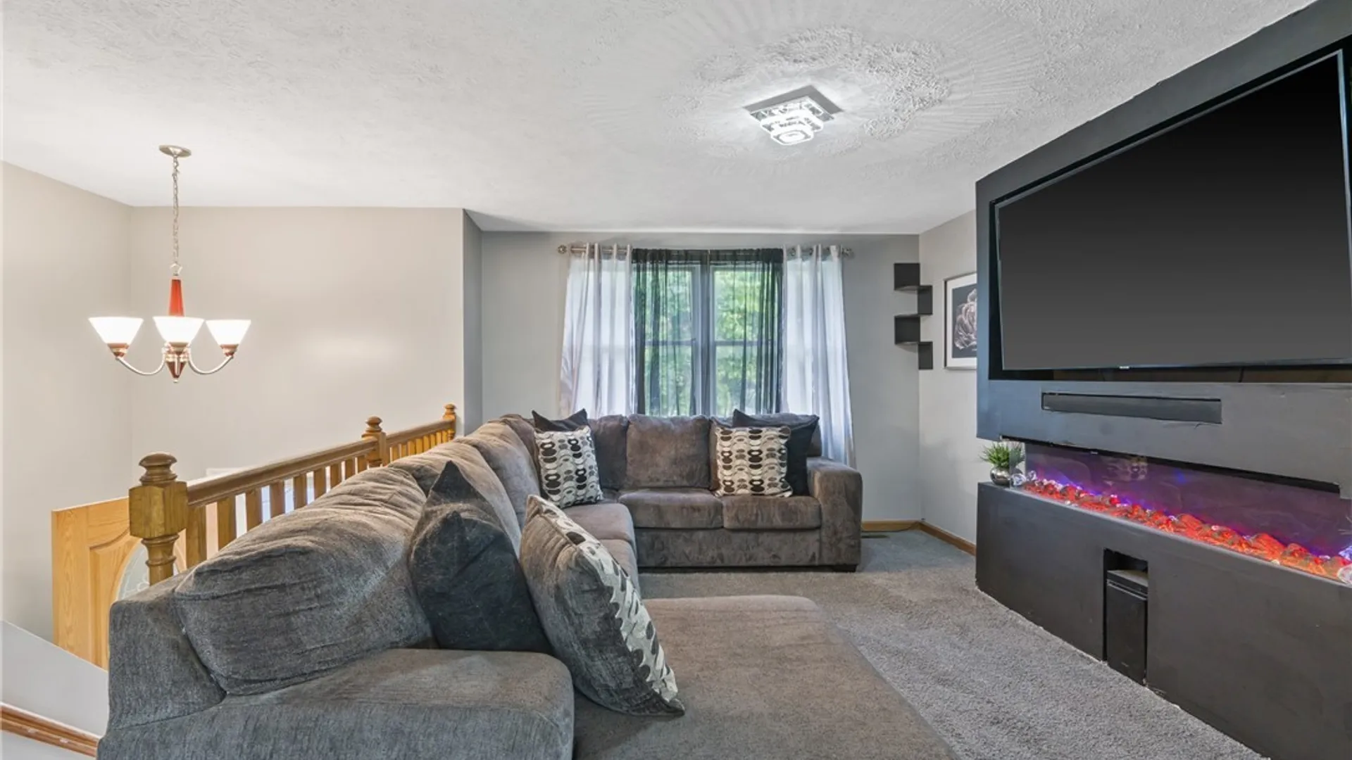 Property at 4750 New Hope, Clay, NY 13090 5