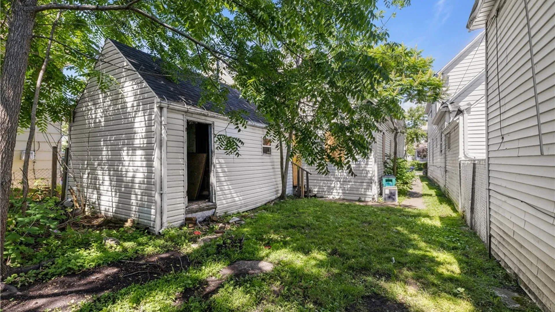 Property at 98 Howell Street, Buffalo, NY 14207 21
