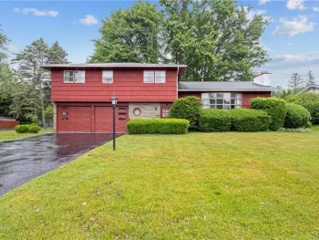 Property at 214 Colony Park Drive, Salina, NY 13088