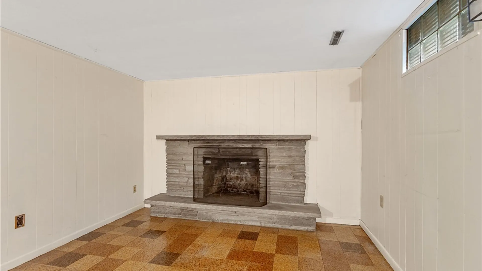 Property at 214 Colony Park Drive, Salina, NY 13088 35