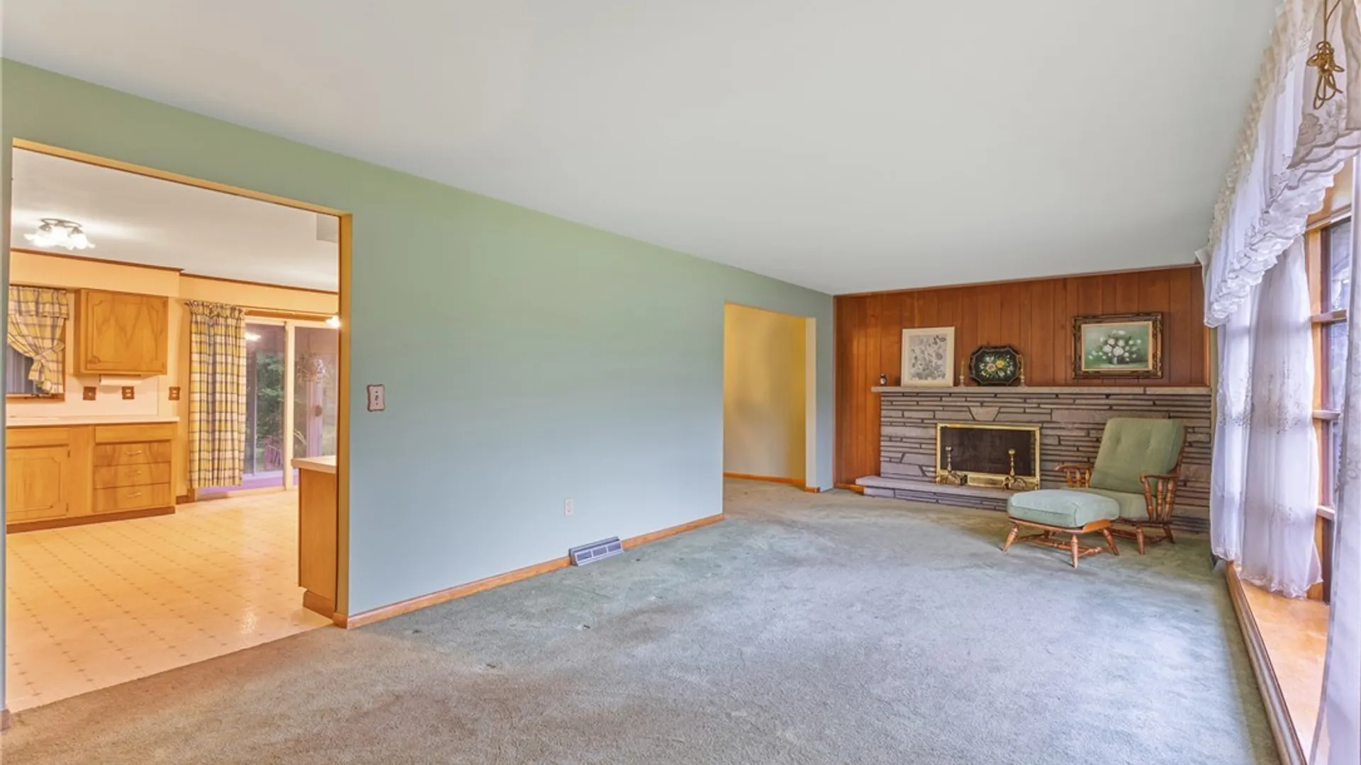 Property at 214 Colony Park Drive, Salina, NY 13088 6