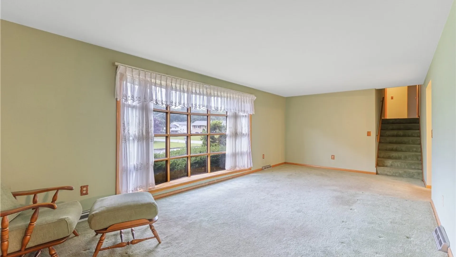 Property at 214 Colony Park Drive, Salina, NY 13088 8