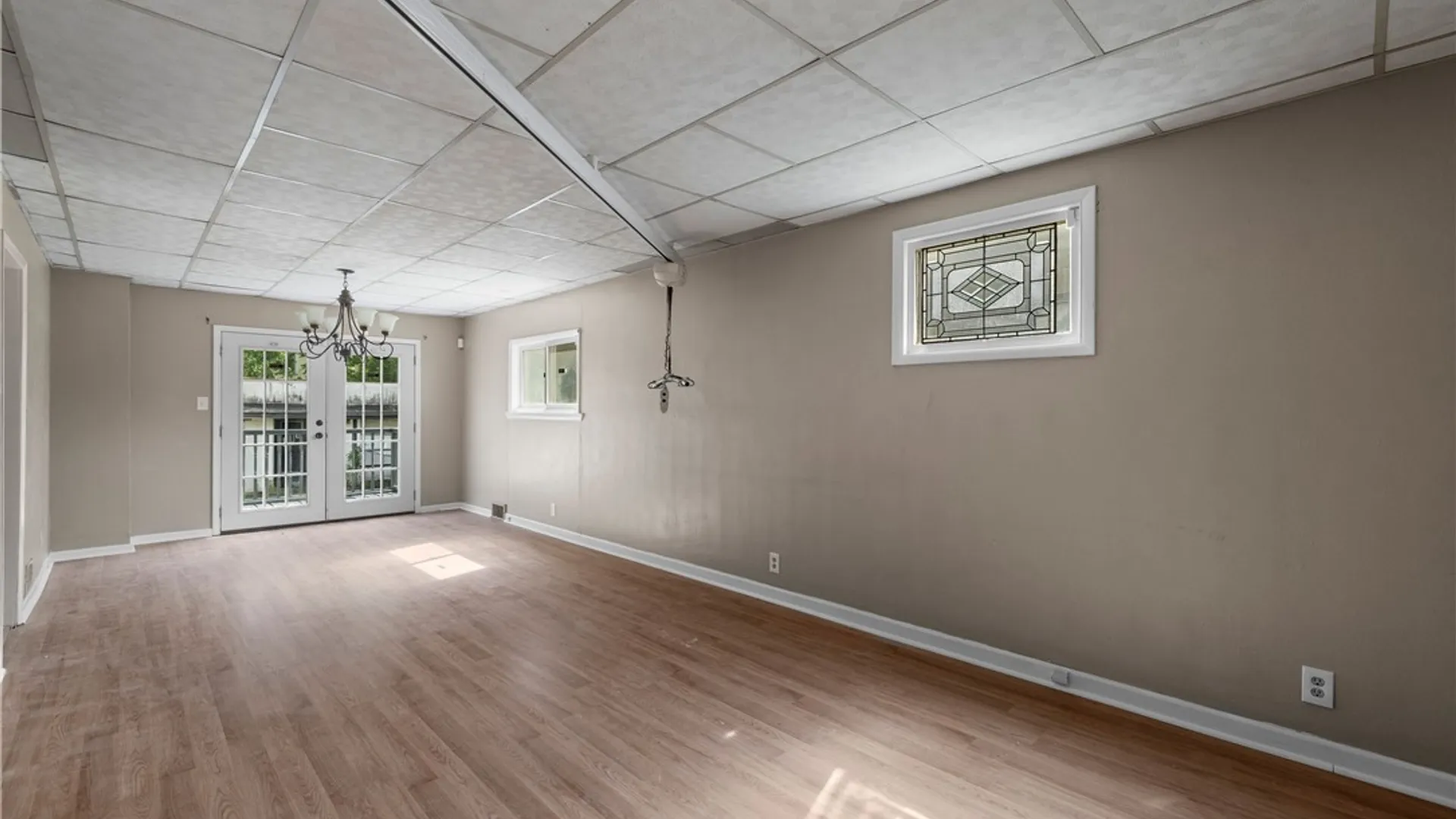 Property at 1847 Weston Avenue, Niagara Falls, NY 14305 10