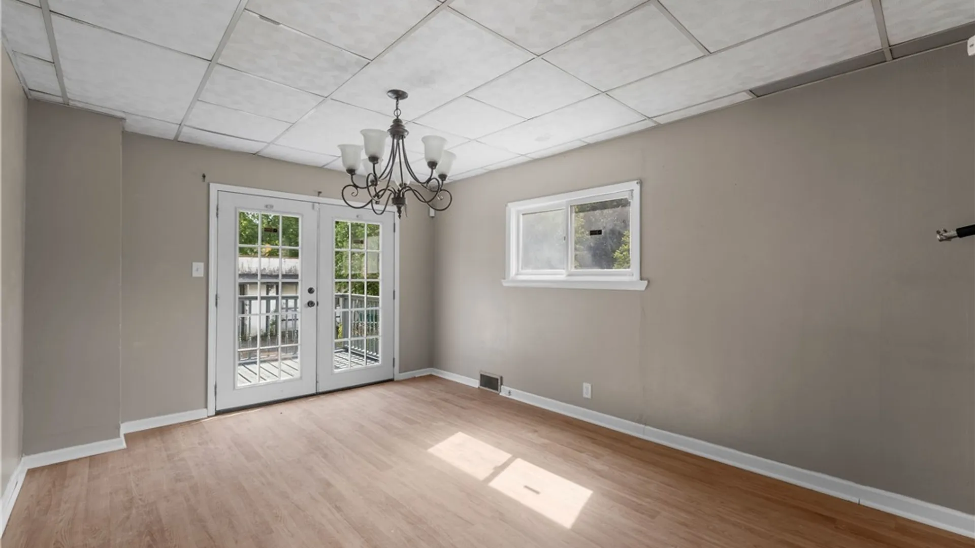 Property at 1847 Weston Avenue, Niagara Falls, NY 14305 13
