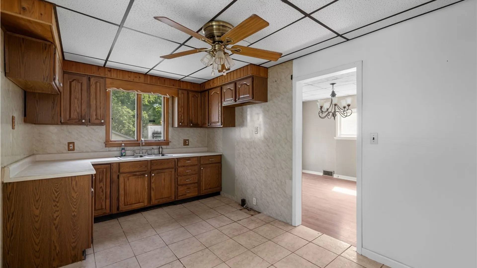 Property at 1847 Weston Avenue, Niagara Falls, NY 14305 15