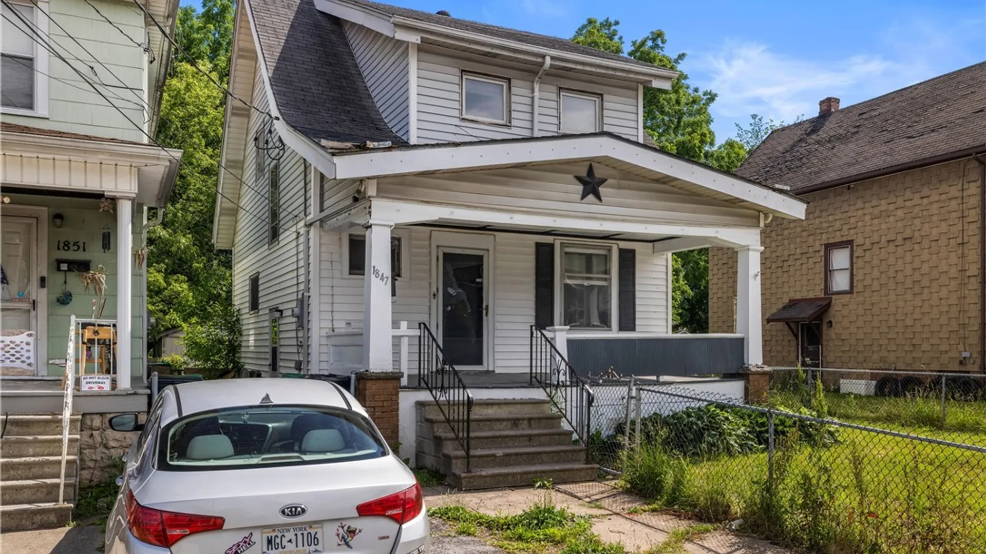 Property at 1847 Weston Avenue, Niagara Falls, NY 14305 3