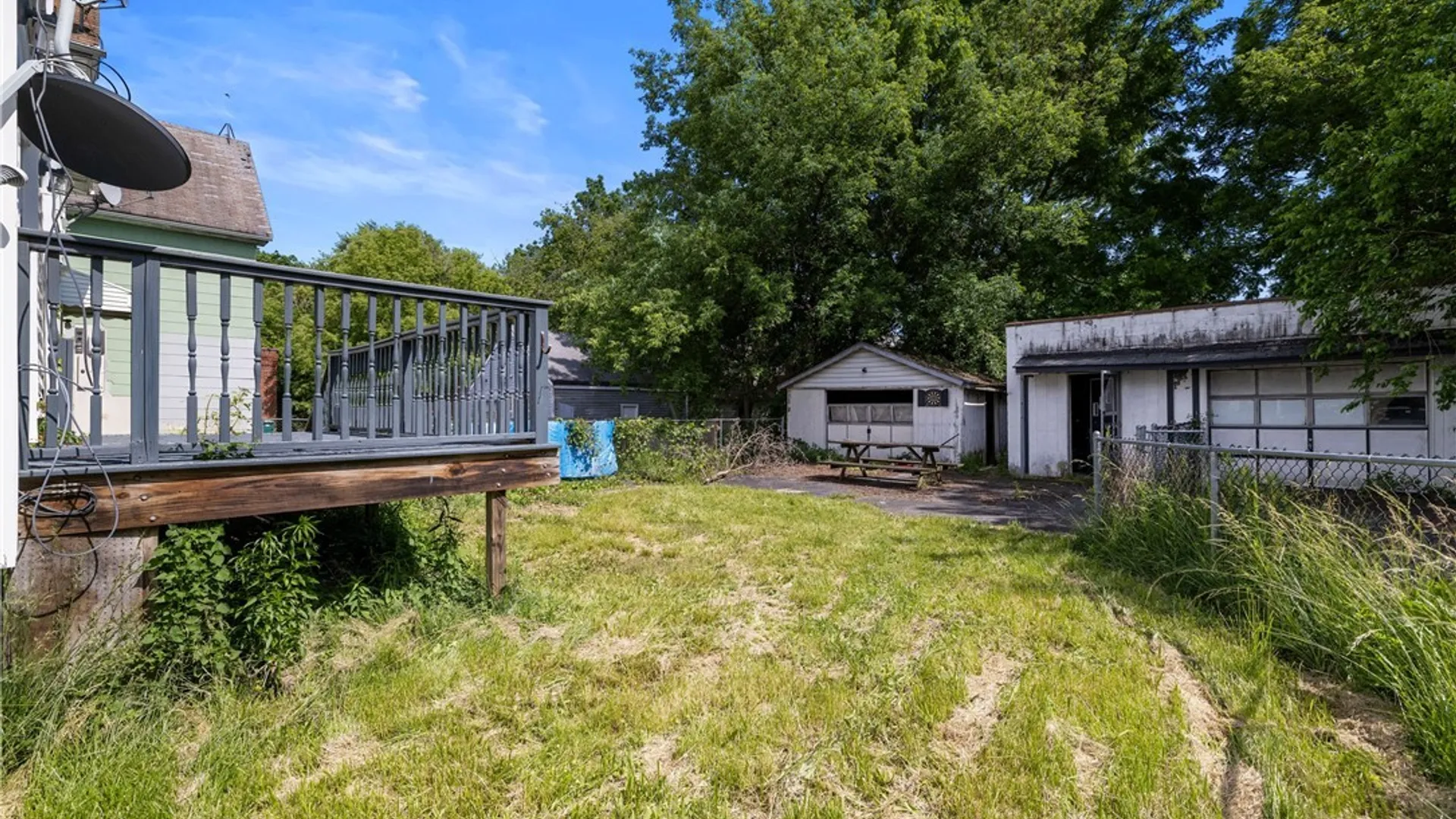 Property at 1847 Weston Avenue, Niagara Falls, NY 14305 4