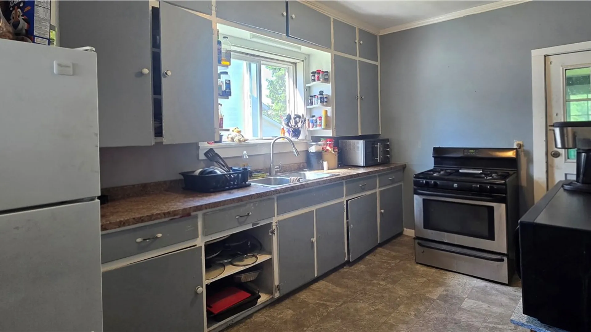 Property at 411 Elm Street, Elmira City, NY 14901 5