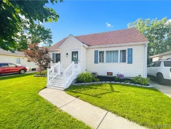 Property at 16 Rondelay Court, Cheektowaga, NY 14227