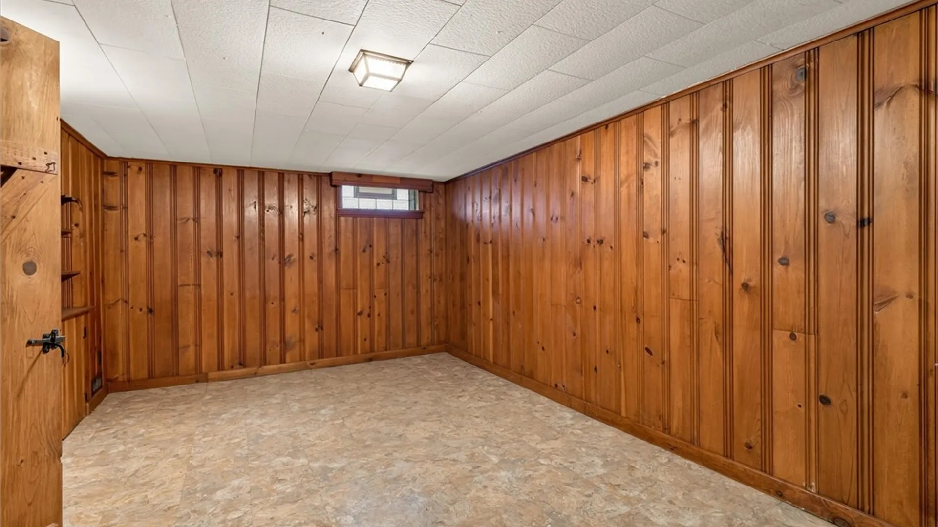 Property at 399 Westchester Avenue, Irondequoit, NY 14609 32