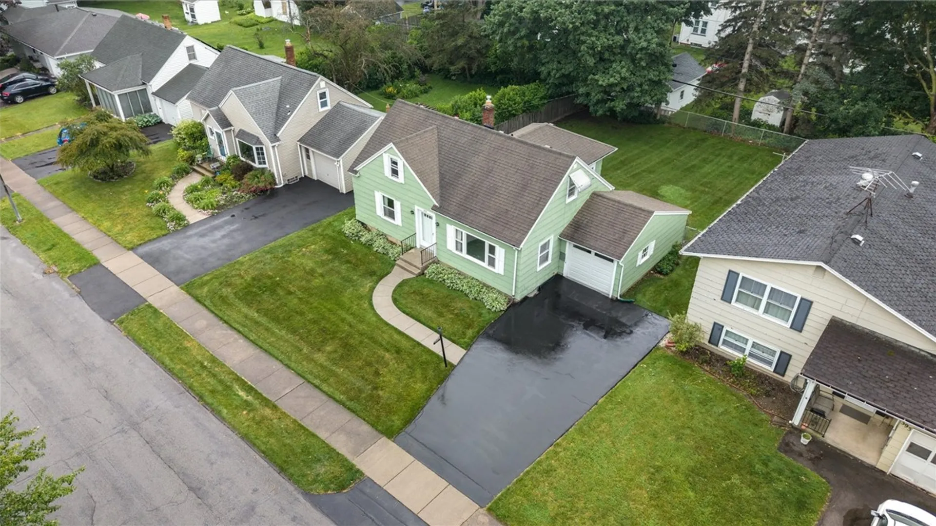 Property at 399 Westchester Avenue, Irondequoit, NY 14609 40