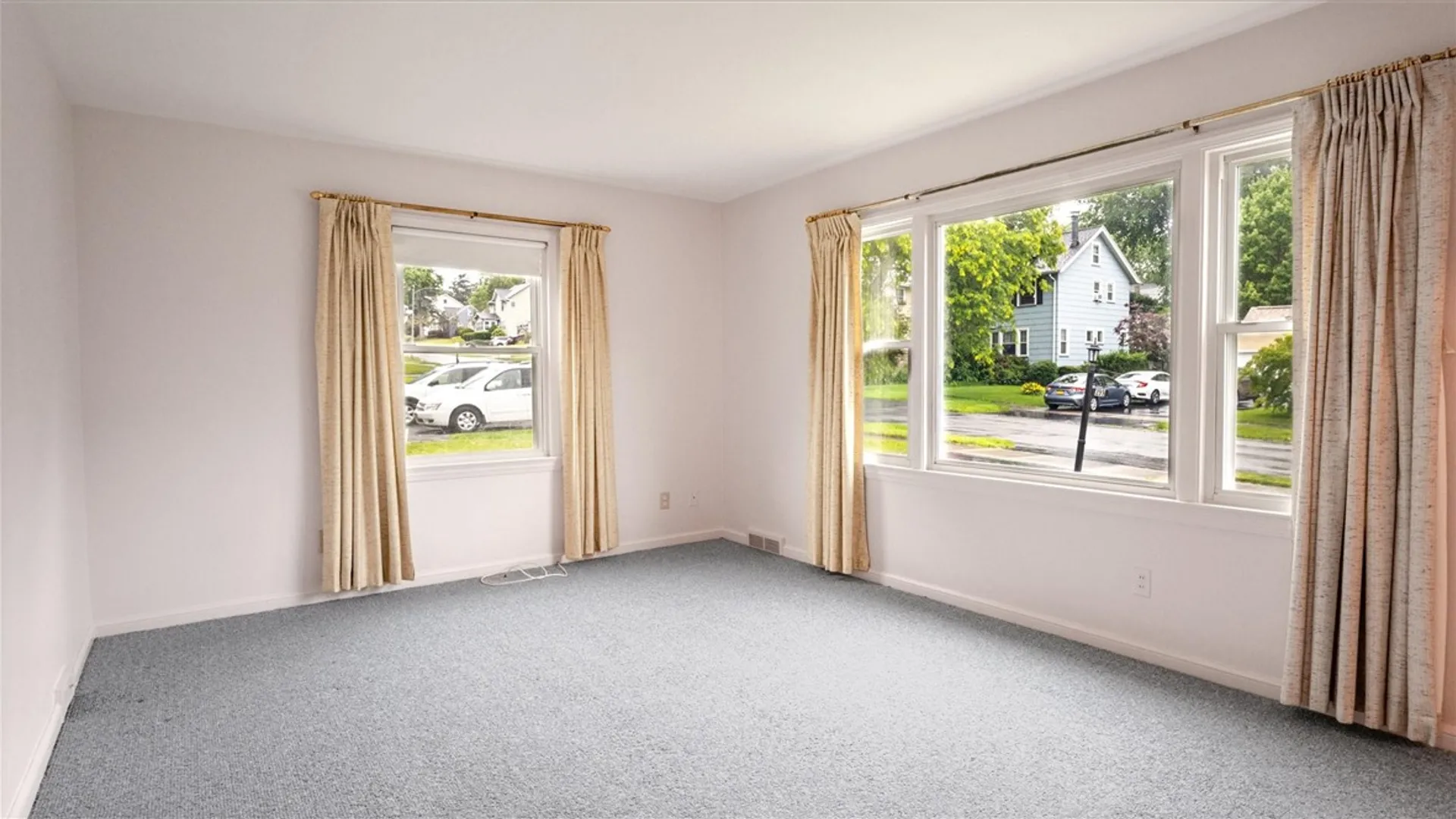 Property at 399 Westchester Avenue, Irondequoit, NY 14609 5