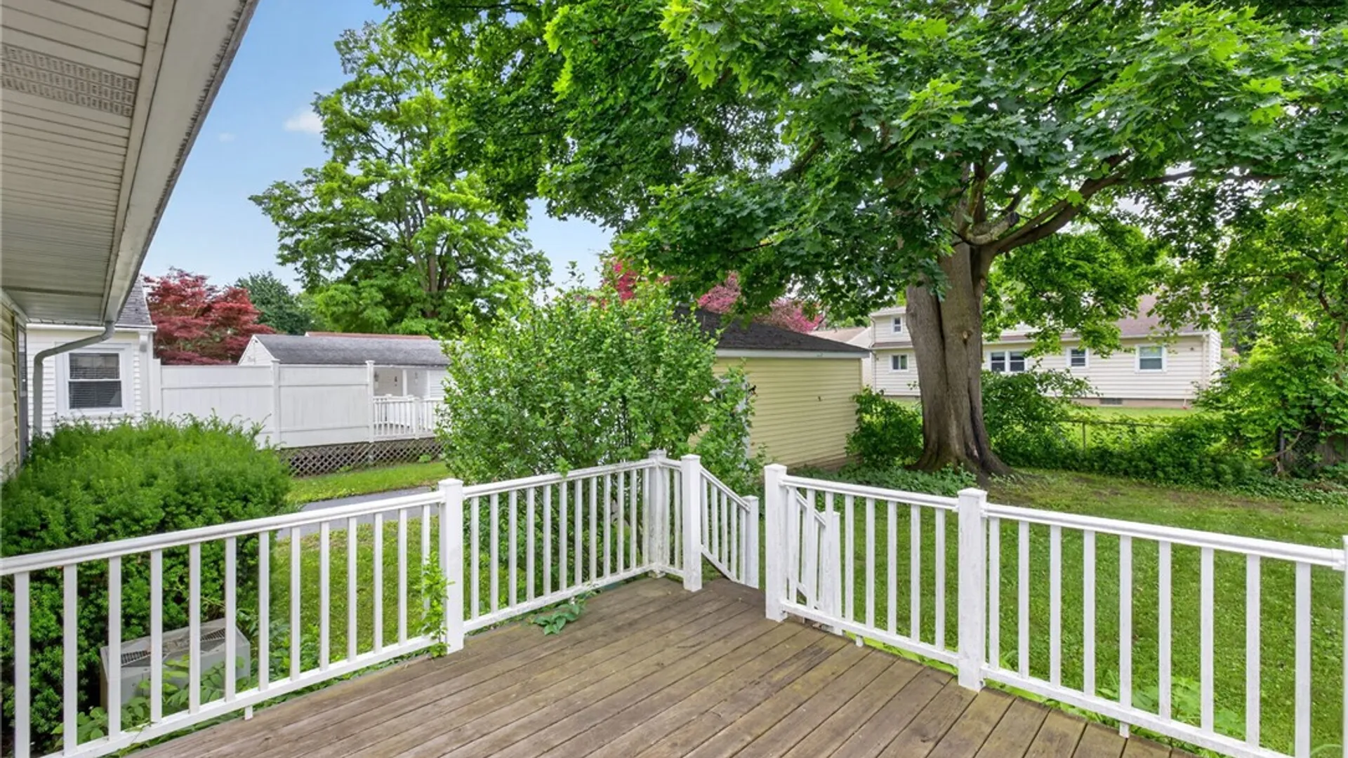 Property at 412 W Hickory Street, East Rochester, NY 14445 25