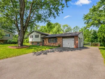 25 Green Ivy Circle, Henrietta, NY 14623