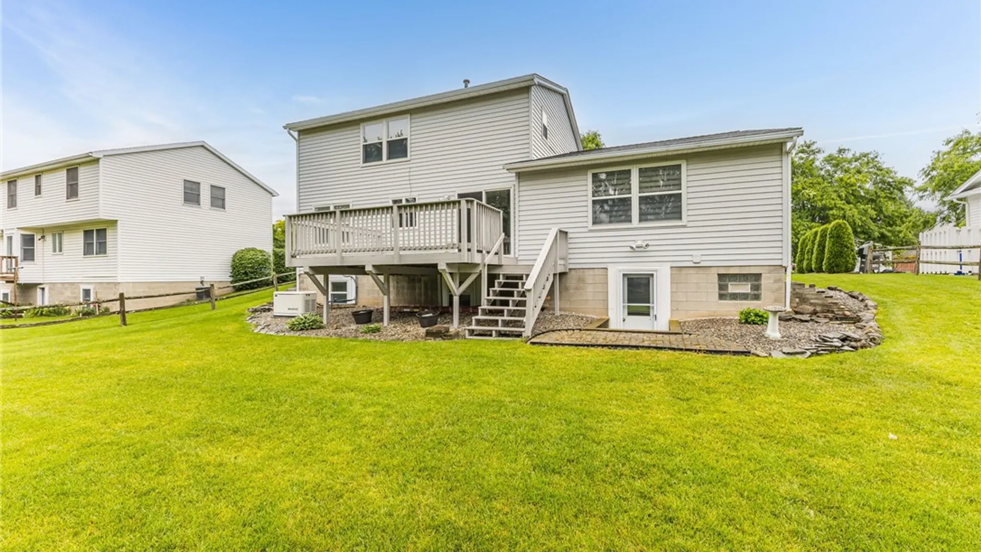 Property at 17 Sungrove Lane, Gates, NY 14624 24