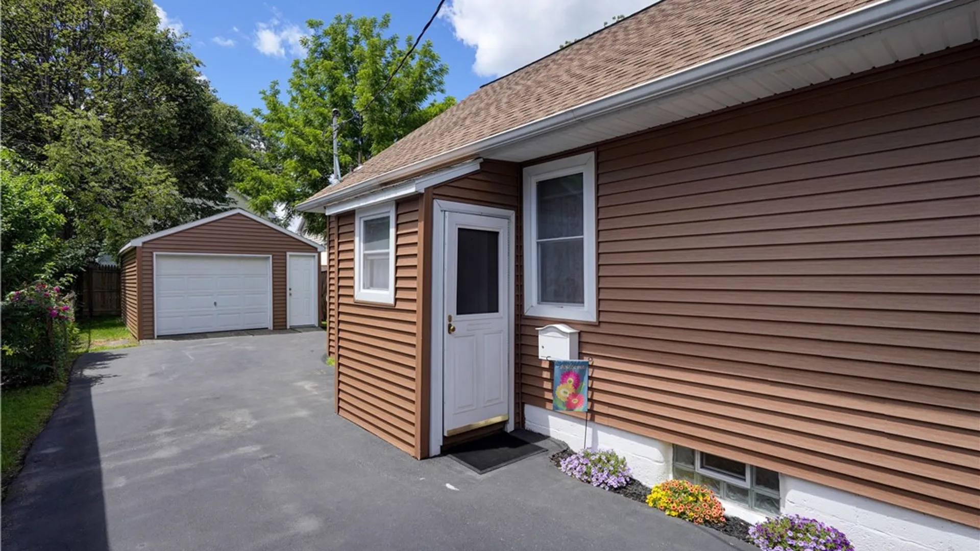 Property at 227 Hillcrest St, Rochester, NY 14609 26