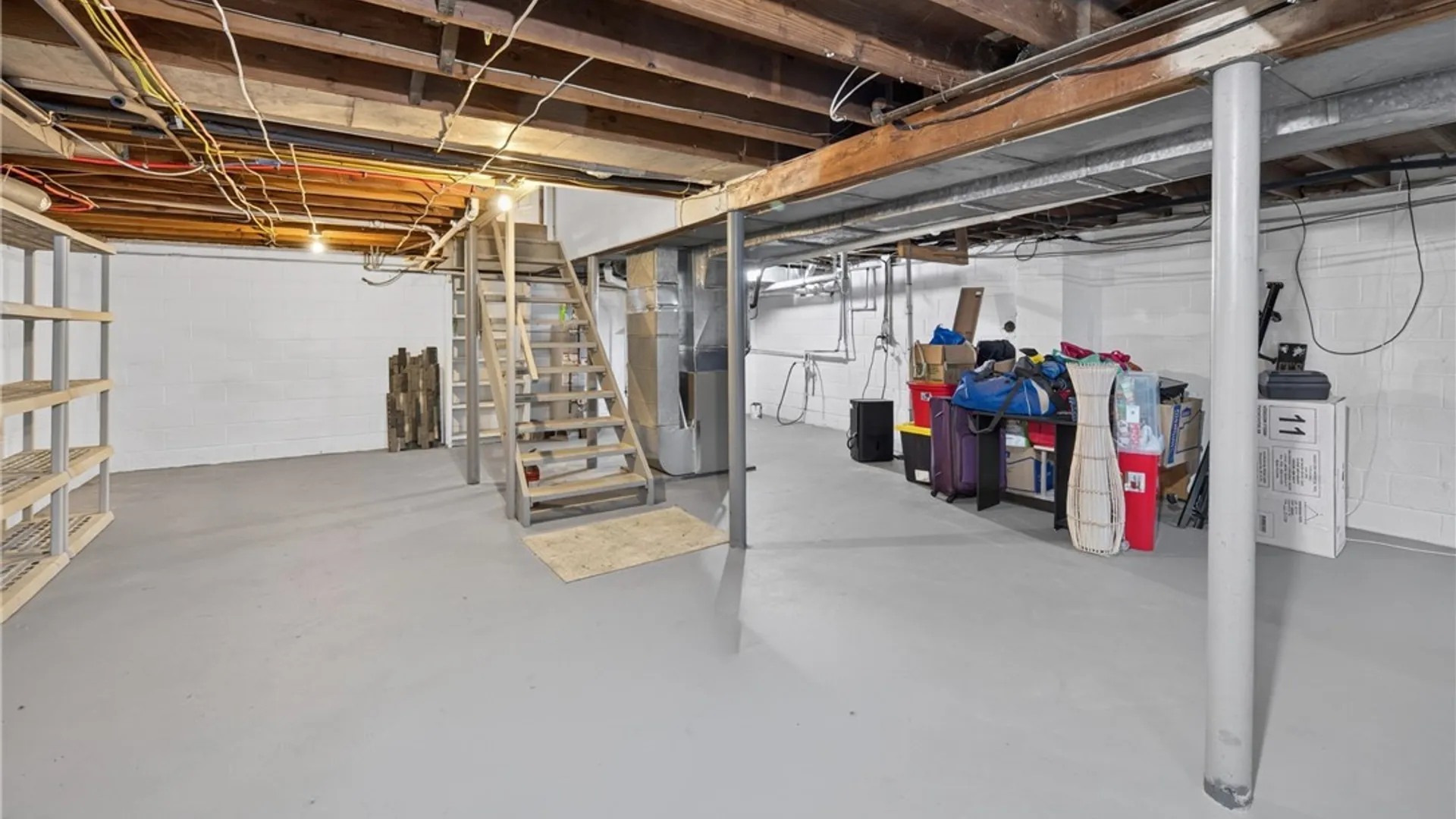 Property at 5571 Louis Avenue, Cicero, NY 13029 28