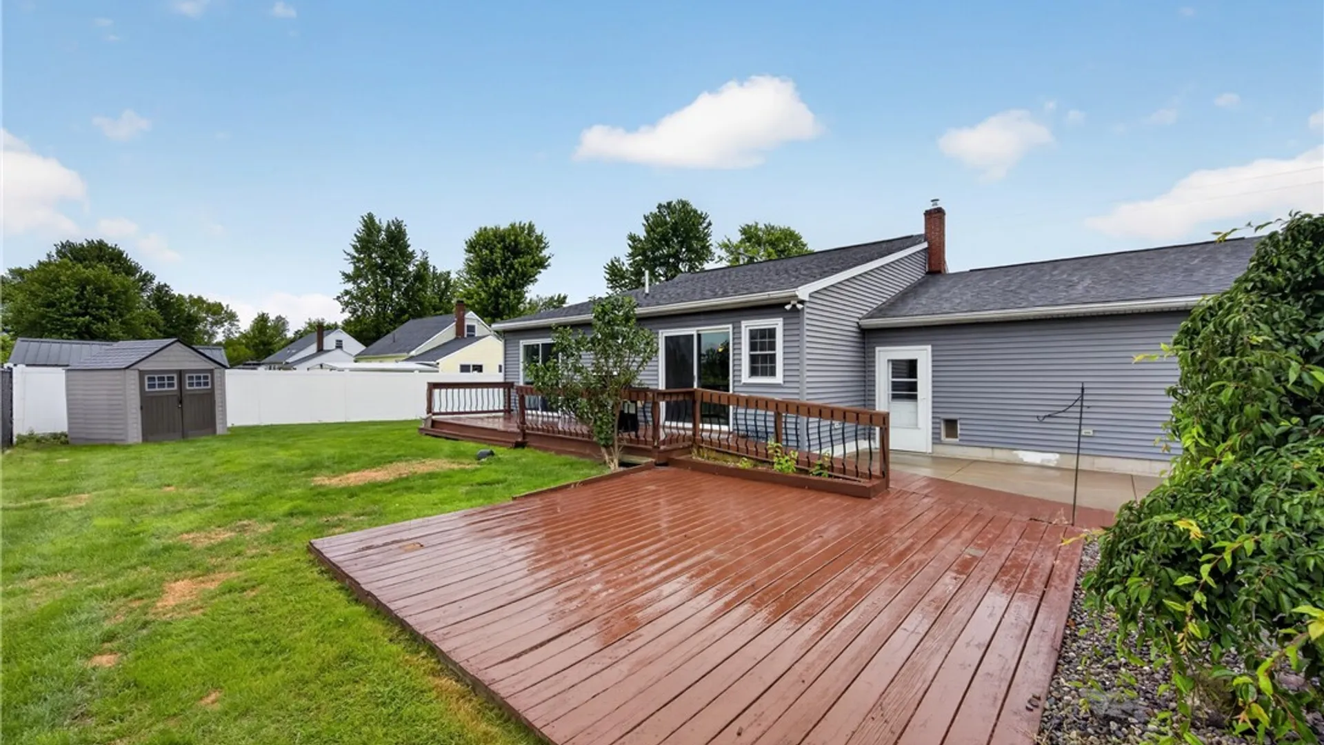 Property at 5571 Louis Avenue, Cicero, NY 13029 38