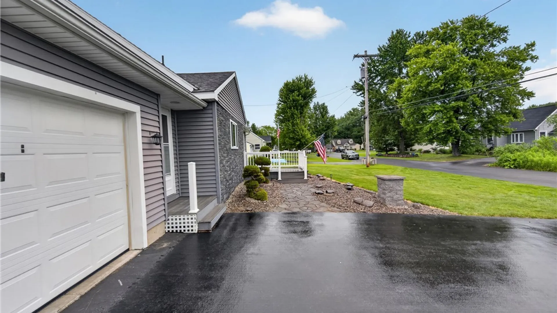 Property at 5571 Louis Avenue, Cicero, NY 13029 43