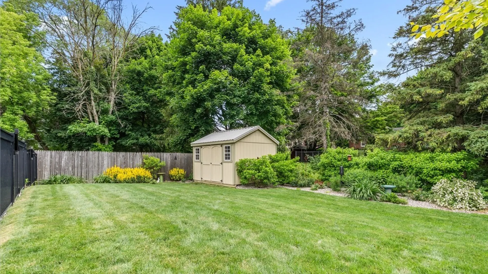 Property at 229 Bronson Road, Geddes, NY 13219 44
